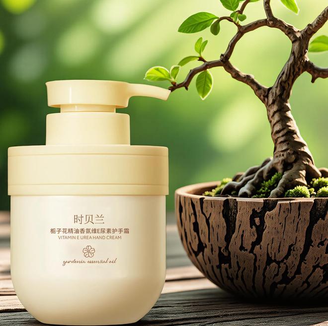 用?2025年成分党拆解护手霜配方j9九游会登录哪个牌子的护手霜好(图2) 用?2025年成分党拆解护手霜配方j9九游会登录哪个牌子的护手霜好(图2)